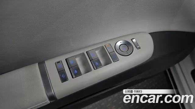 Hyundai Grandeur GN7 — Фото автомобиля 30