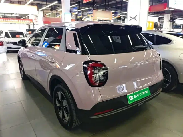 GAC Aion UT — Фото автомобиля 4