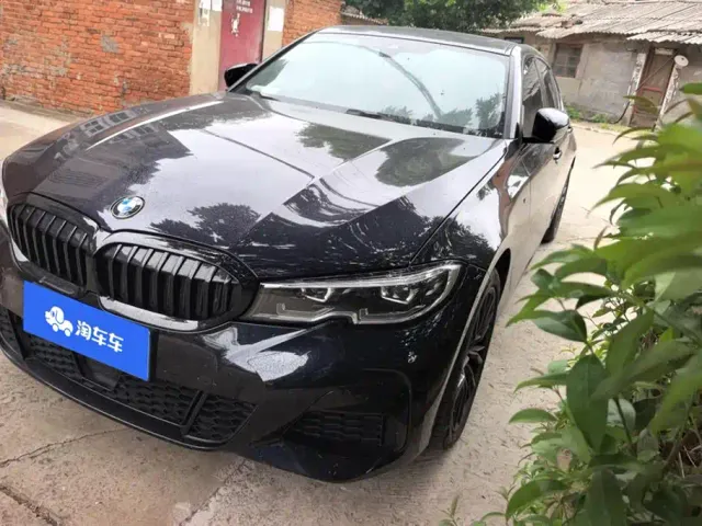 Фотография автомобиля — BMW 3 Series