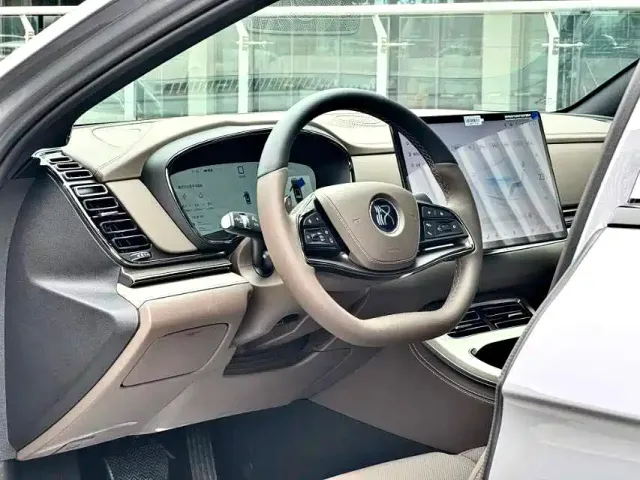 BYD Han — Фото автомобиля 7