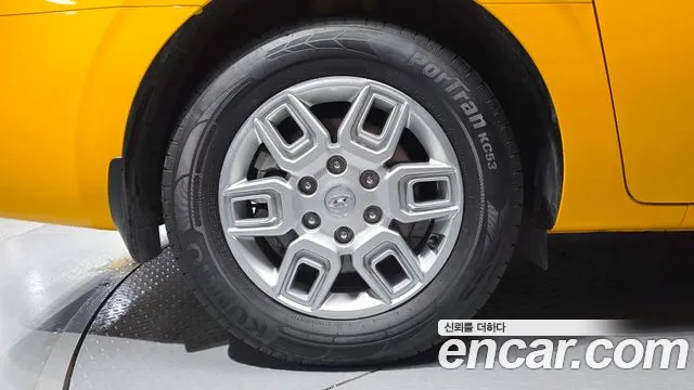 Hyundai Staria Staria L3.5 Школьный автобус — Фото автомобиля 5