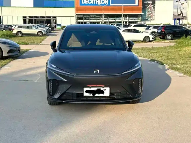 Фотография автомобиля — Roewe Feifan R7