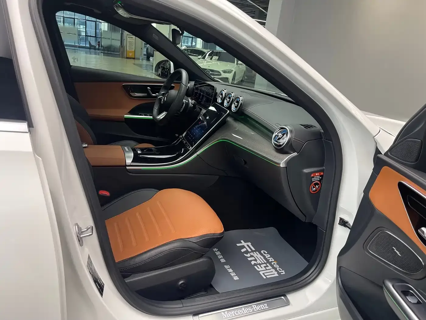 Mercedes-Benz Mercedes-Benz C-Class 2022 Facelift C 260 L Sport — Фото автомобиля 12