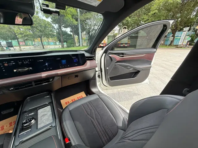 Ford Mondeo — Фото автомобиля 14