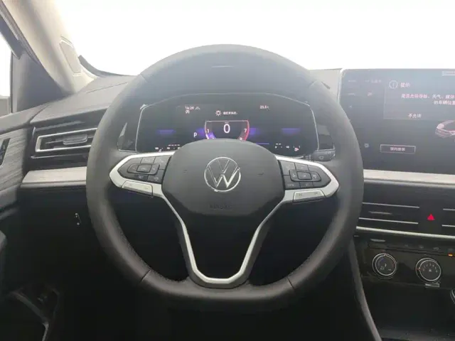 Volkswagen Sagitar — Фото автомобиля 15