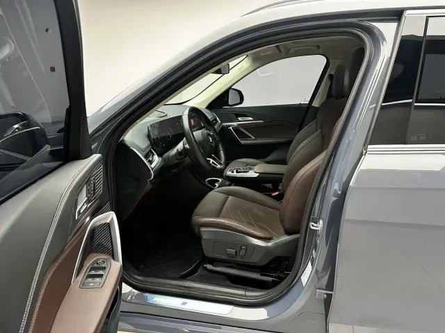 BMW X1 — Фото автомобиля 11