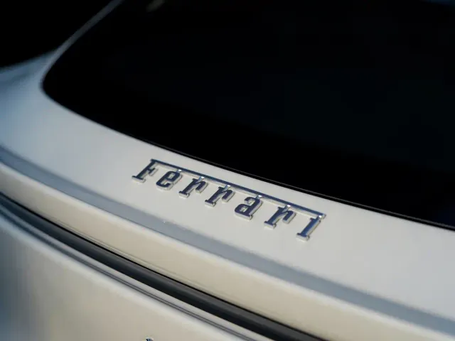 Ferrari Purosangue — Фото автомобиля 10