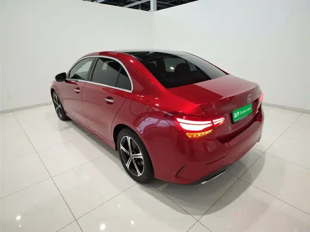 Mercedes-Benz A-Class — Фото автомобиля 4