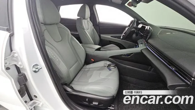 Hyundai AVANTE Новый Avante (CN7) — Фото автомобиля 11
