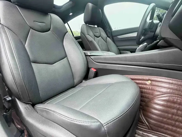 Cadillac CT5 — Фото автомобиля 5