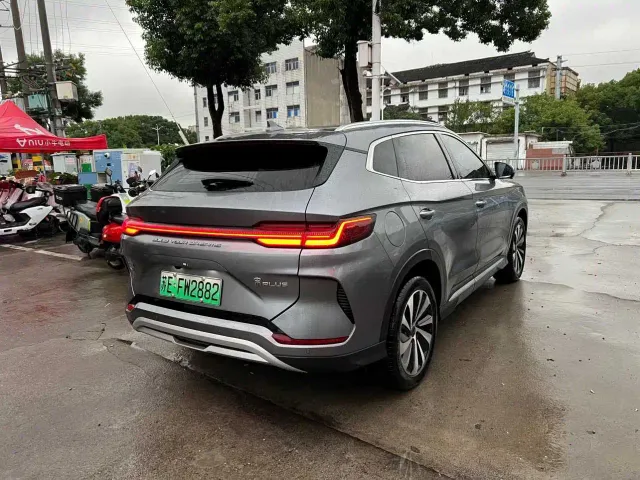 BYD Song PLUS — Фото автомобиля 6