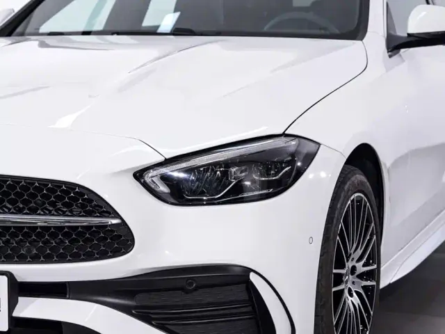 Mercedes-Benz C-Class — Фото автомобиля 10
