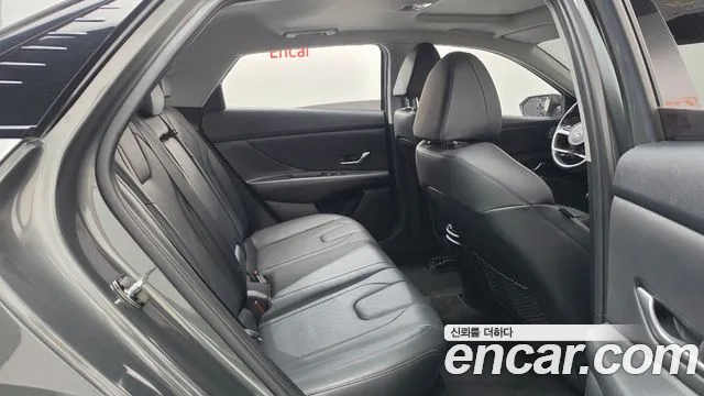 Hyundai Avante CN7 — Фото автомобиля 17