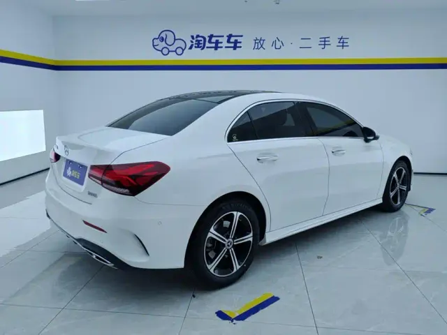 Mercedes-Benz A-Class — Фото автомобиля 3