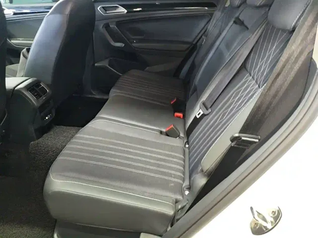 Volkswagen Tiguan L — Фото автомобиля 16