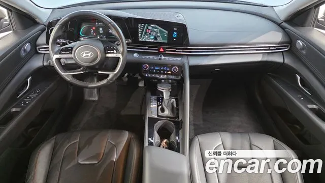 Hyundai Avante CN7 — Фото автомобиля 10