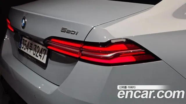 BMW 5-Series — Фото автомобиля 22