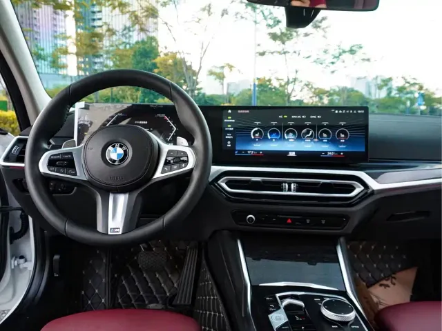 BMW 3 Series — Фото автомобиля 14