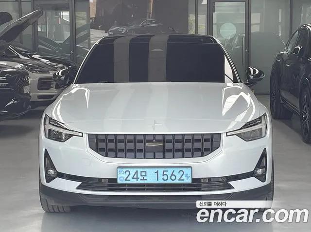 Polestar Polestar 2 — Фото автомобиля 3