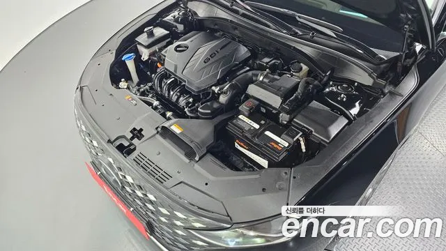 Hyundai Grandeur New — Фото автомобиля 9