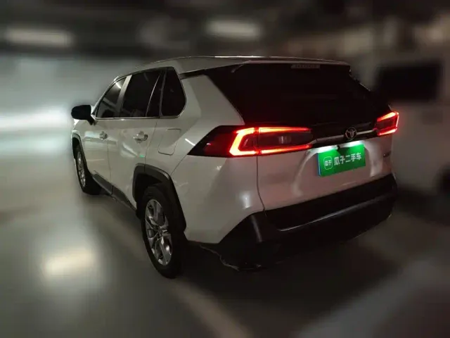 Toyota Wildlander — Фото автомобиля 4