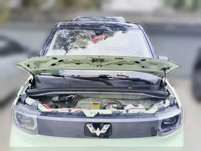 Wuling Hongguang Mini EV — Фото автомобиля 3