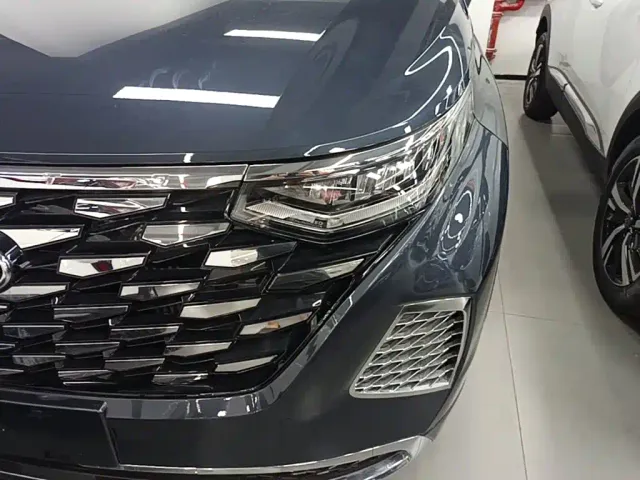 Hyundai Custo — Фото автомобиля 17