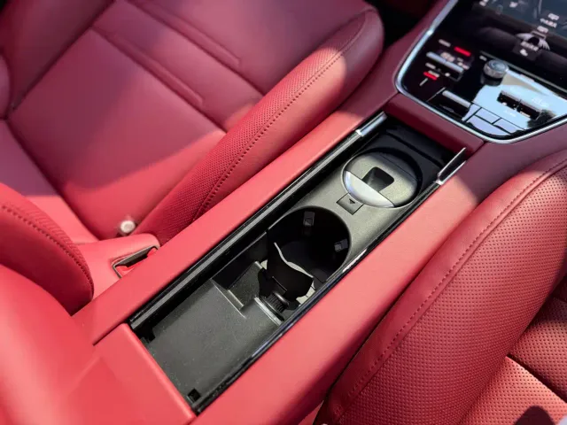 Porsche Panamera — Фото автомобиля 26