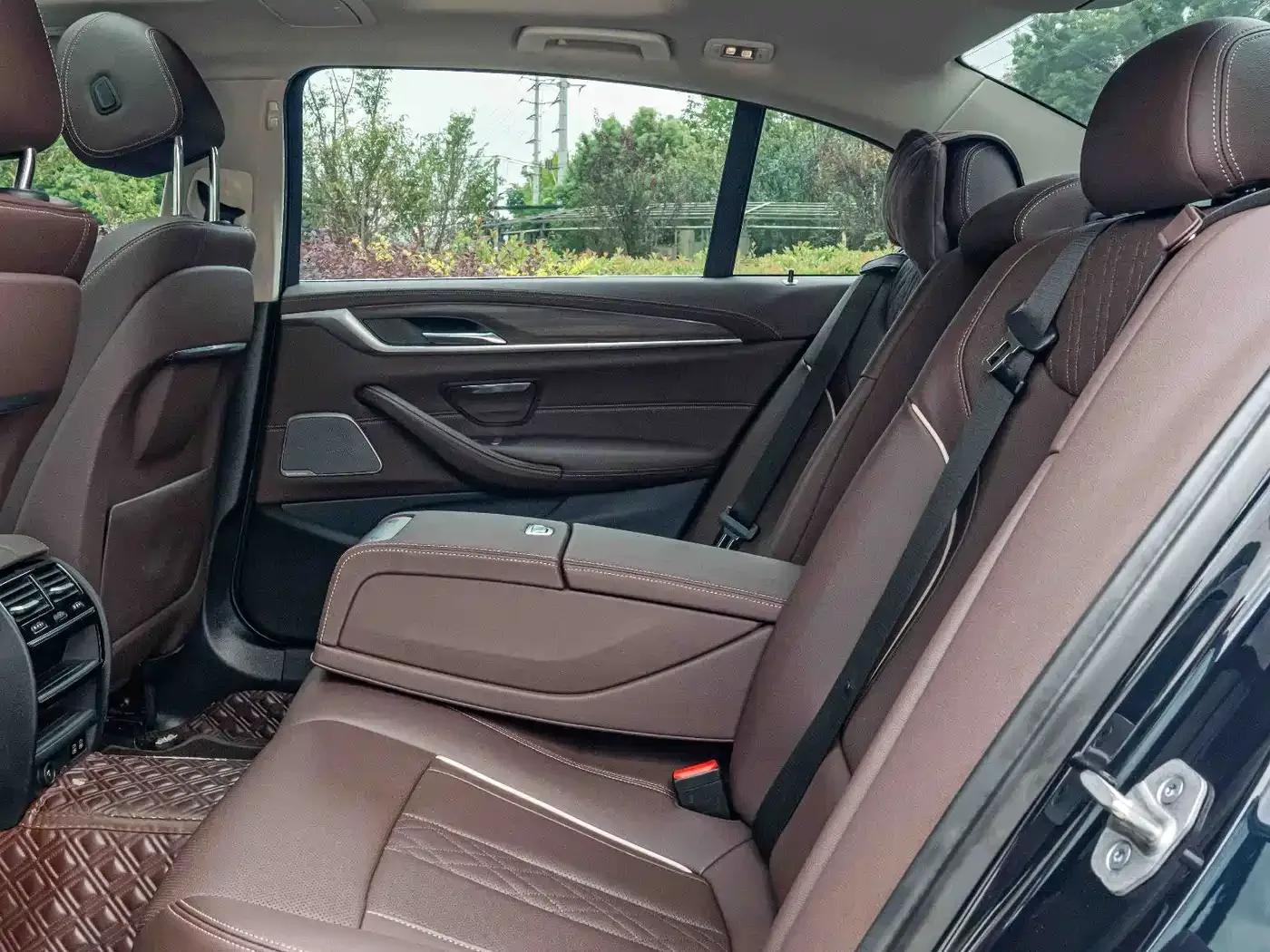 BMW BMW 5 Series 2021 530Li Leading Luxury Package — Фото автомобиля 20