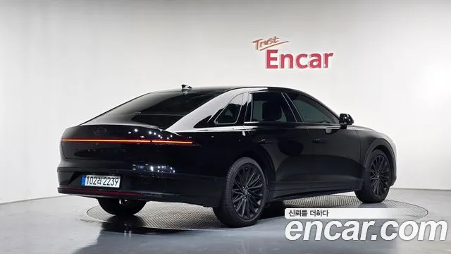 Hyundai Grandeur GN7 — Фото автомобиля 2