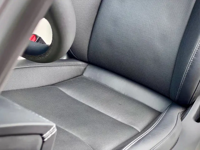 Tesla Model Y L 2025 Facelift Long Range AWD — Фото автомобиля 10