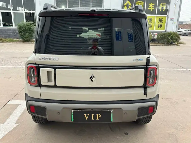 Baojun Yep Plus — Фото автомобиля 6