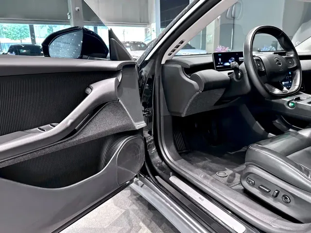 Nio ET5 — Фото автомобиля 9