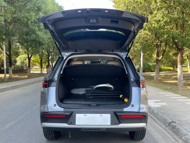 BYD Song Pro — Фото автомобиля 9