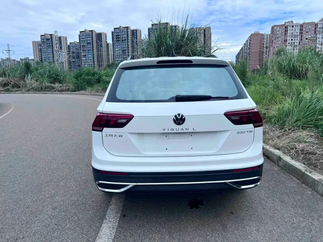 Volkswagen Tiguan L — Фото автомобиля 6
