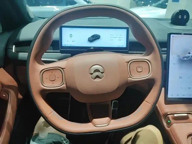 Nio EC7 — Фото автомобиля 10