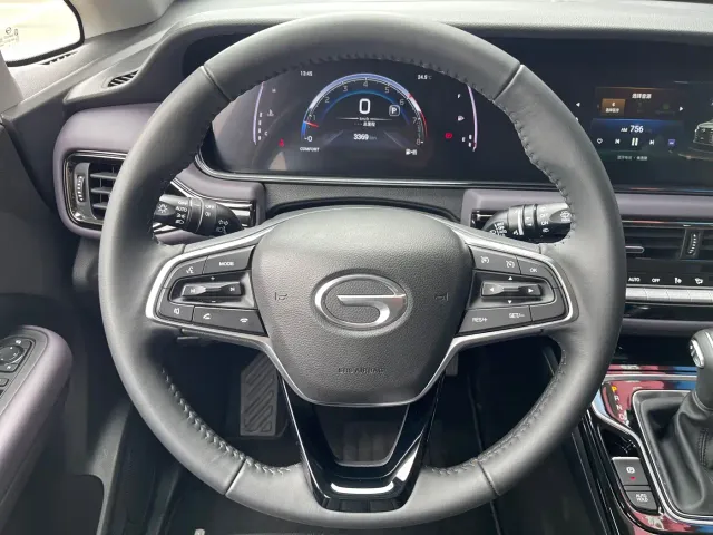 GAC Trumpchi M6 — Фото автомобиля 9