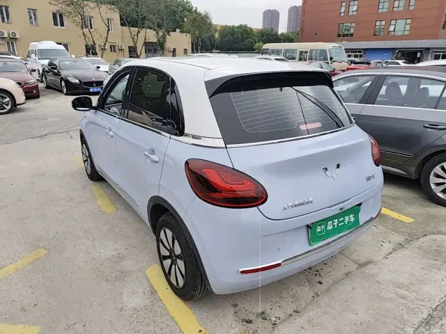 Wuling Bingo — Фото автомобиля 4