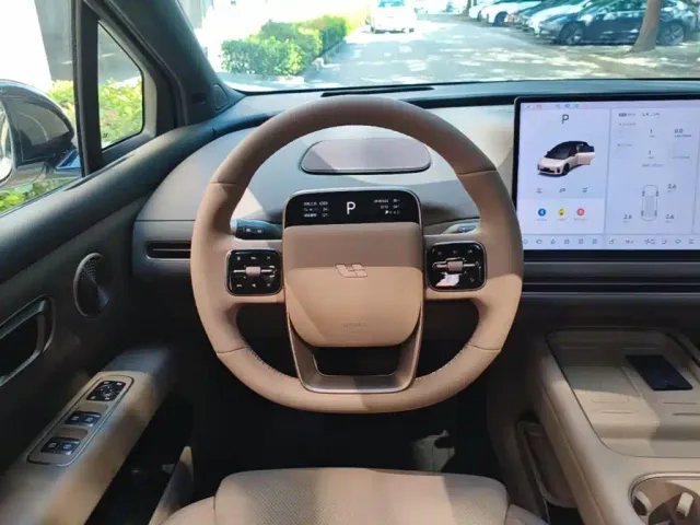 Li Auto i6 — Фото автомобиля 10