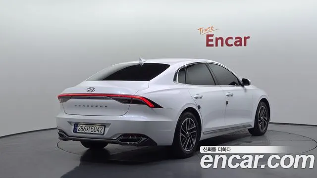 Hyundai Grandeur Новый Grandeur IG 3.0 LPi (Для проката) — Фото автомобиля 2