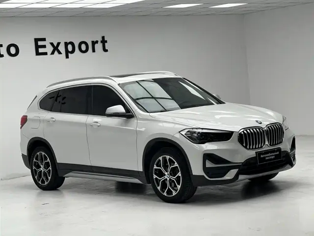 BMW X1 — Фото автомобиля 3