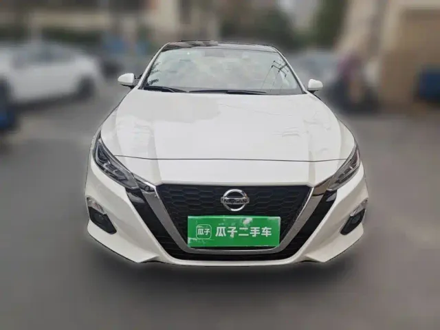 Nissan Teana — Фото автомобиля 2