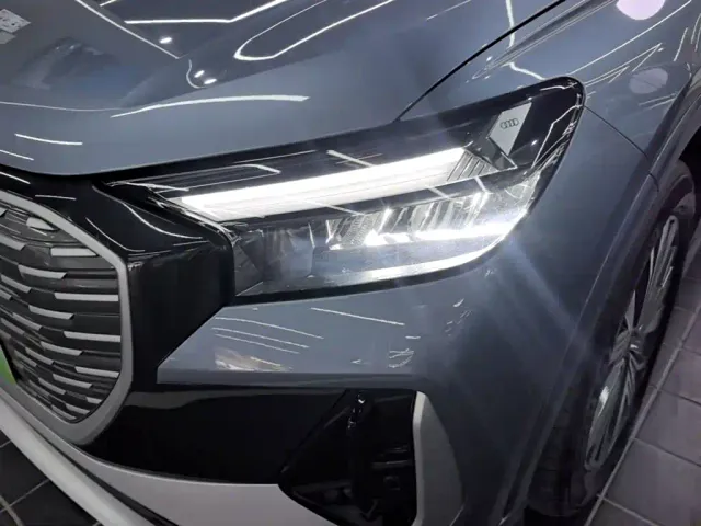 Audi Q4 e-tron — Фото автомобиля 23