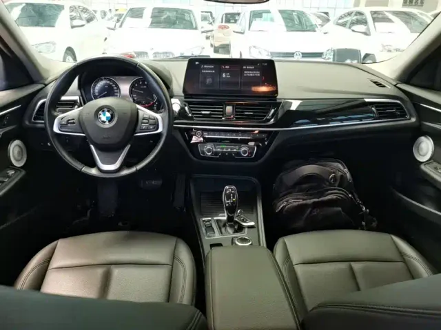 BMW 1 Series — Фото автомобиля 9