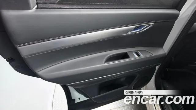 Genesis GV80 — Фото автомобиля 14