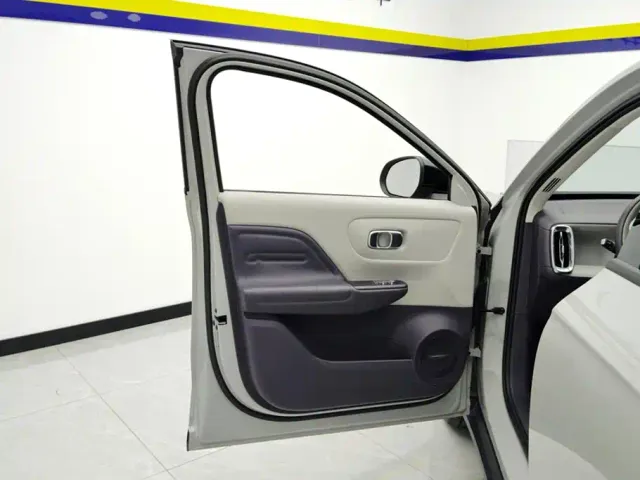 Leapmotor B10 — Фото автомобиля 7