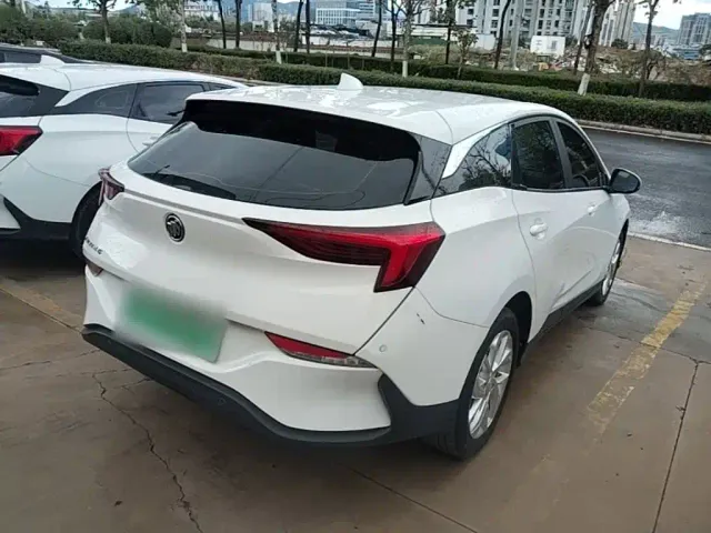 Buick Velite 6 — Фото автомобиля 6