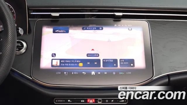 Mercedes-Benz E-Class — Фото автомобиля 14