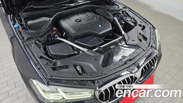 BMW 5 Series G30 — Фото автомобиля 9