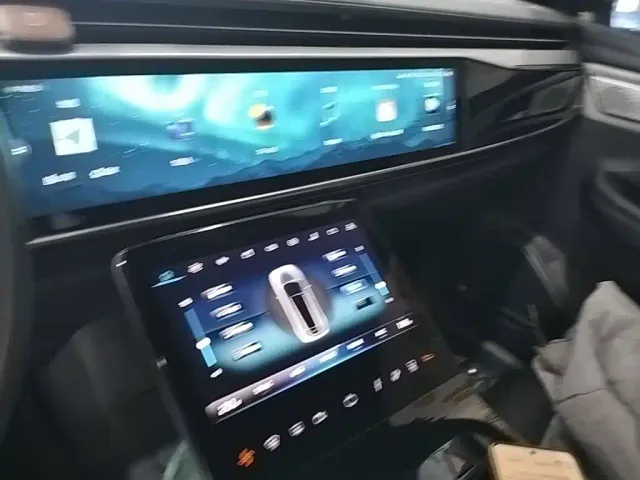 Arcfox Alpha T — Фото автомобиля 12